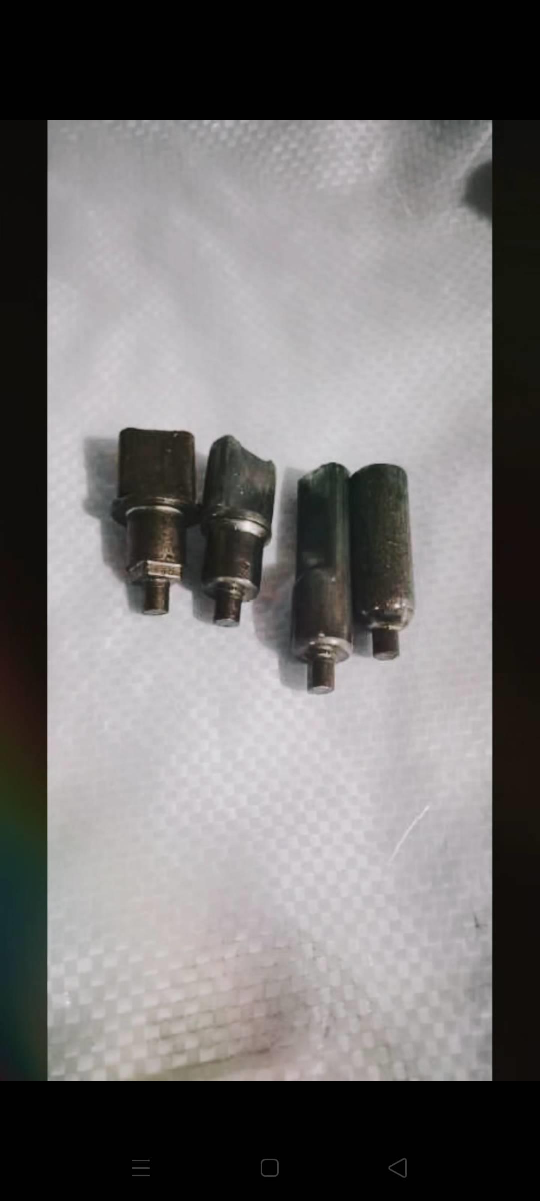 产品帽子开裂？是材料问题？还是产品工艺问题？