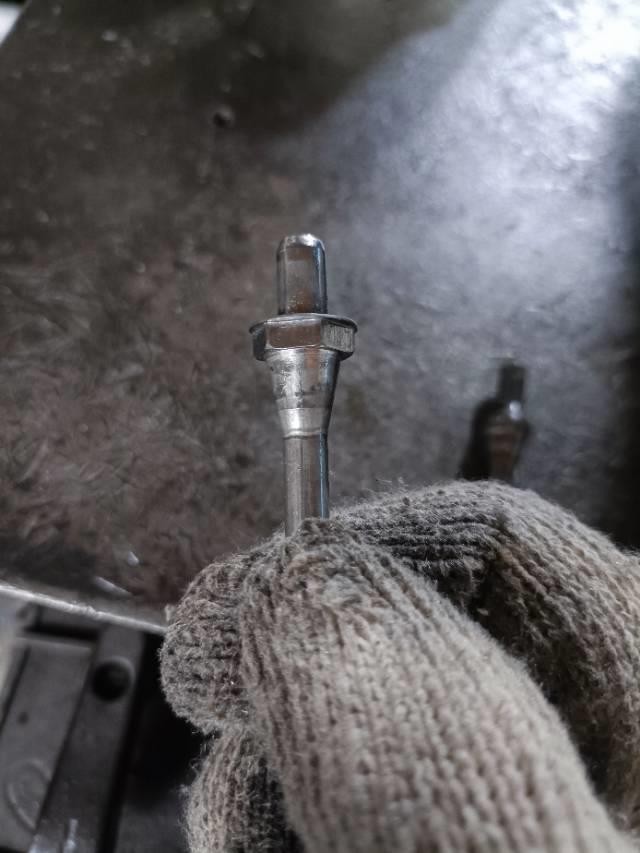 螺丝商学院回答