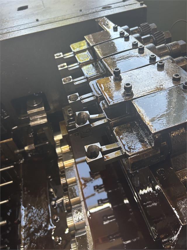 螺丝商学院回答