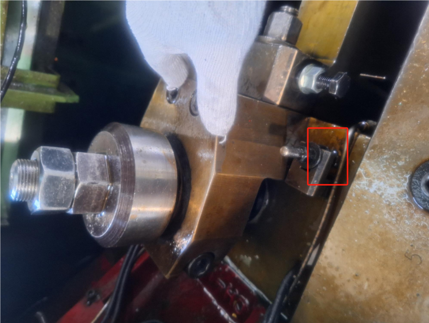 春日一模二，升上来感觉有点重，点动有时候会卡顿?